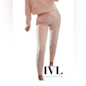 Ivl Collective Jogger Sweatpants in Peony (Pink) size 6